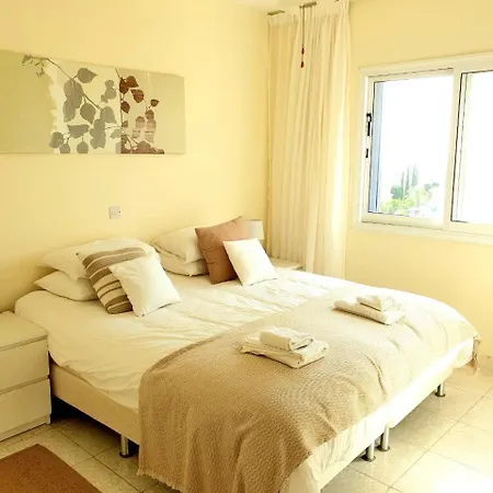 Apartman Regina Gardens - Stylish Modern 1 Bedroom Paphos